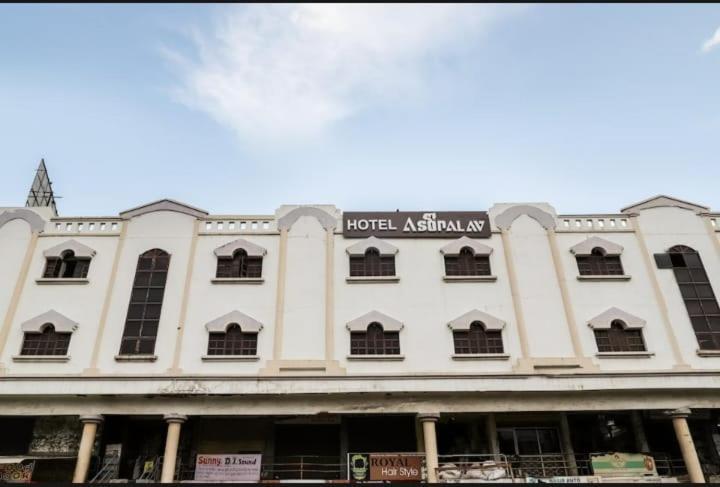 Hotel Asopalav Ambaji Bagian luar foto
