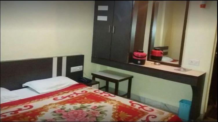 Hotel Asopalav Ambaji Bagian luar foto